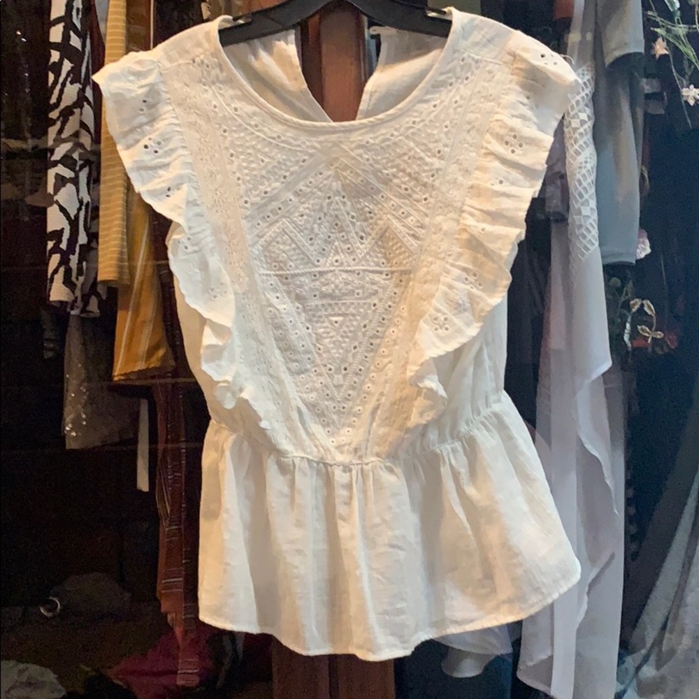 Hinge white blouse